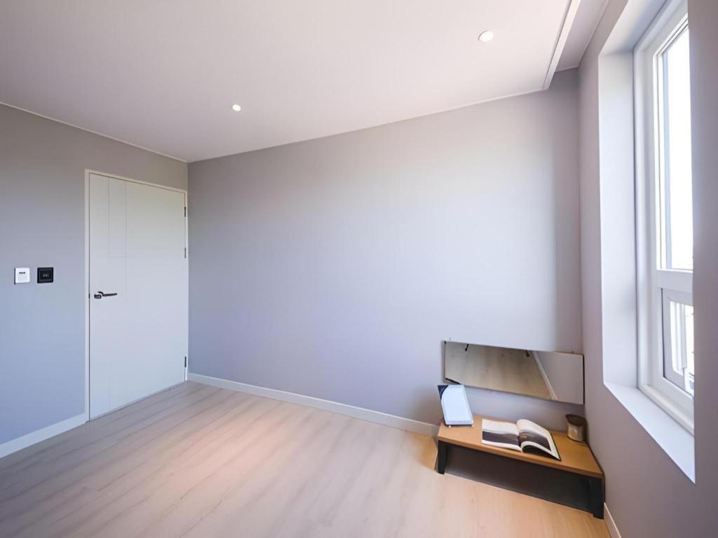 Sallys Jeju Hotel Zewnętrze zdjęcie