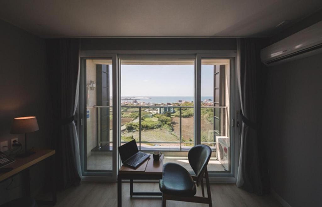 Sallys Jeju Hotel Zewnętrze zdjęcie