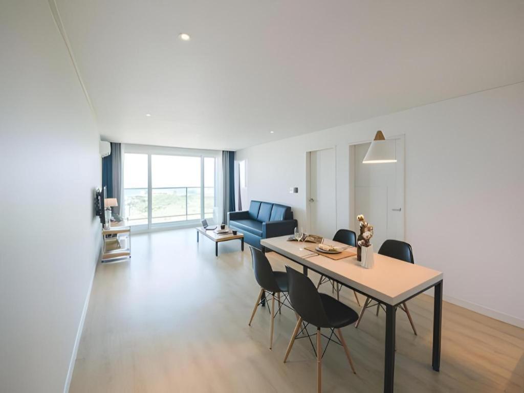 Sallys Jeju Hotel Zewnętrze zdjęcie